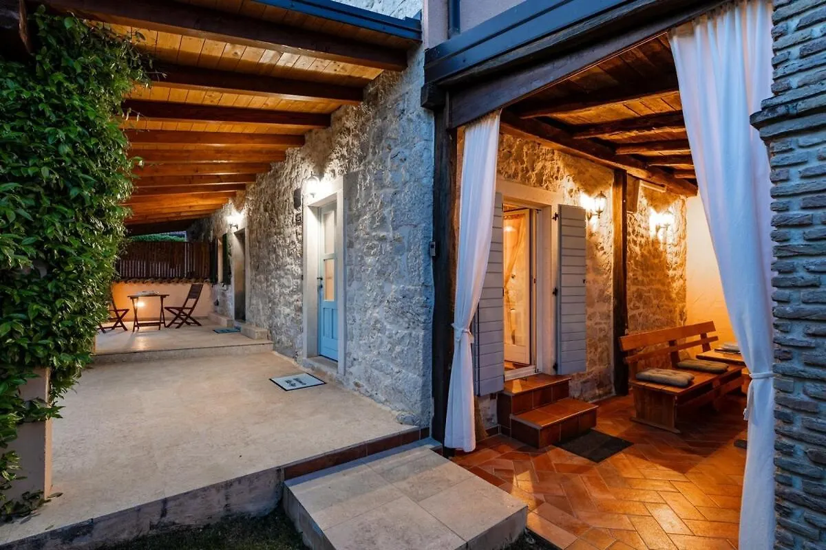 Villa Olga Dračevac